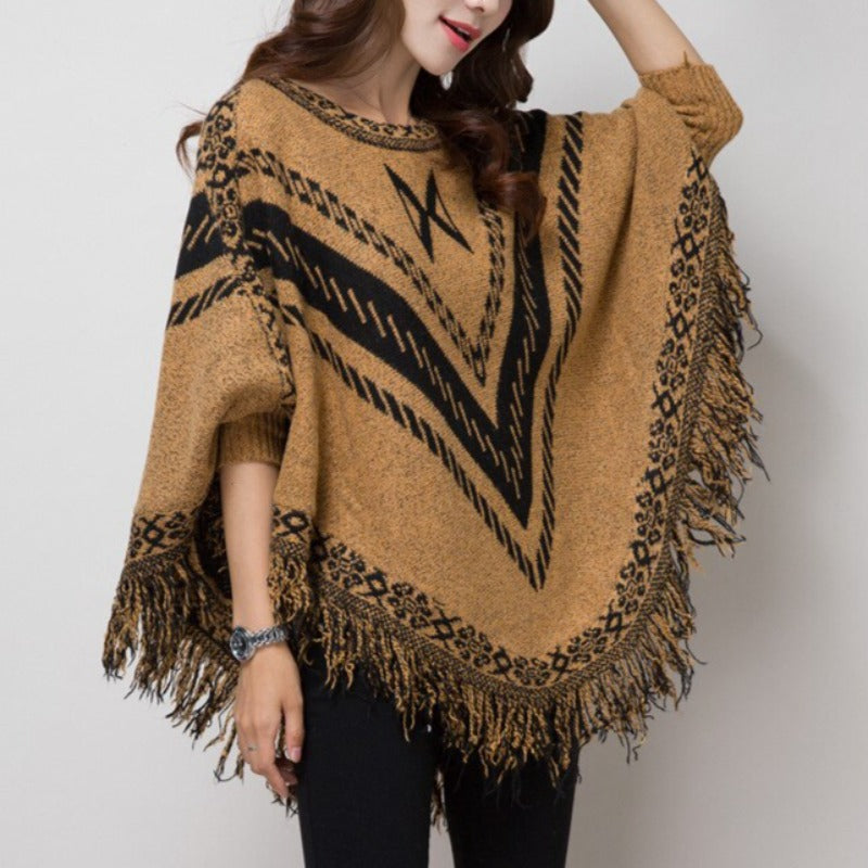Damski sweter typu ponczo w azteckie wzory