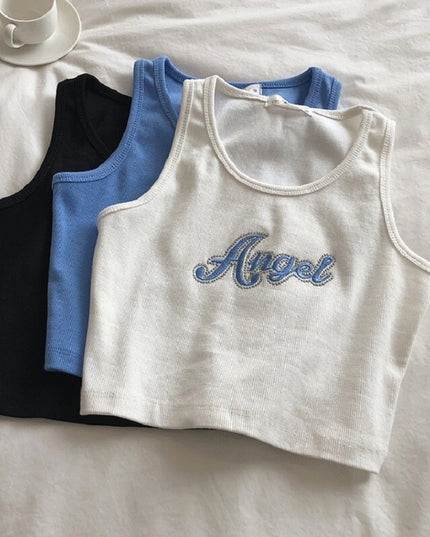 Damski crop top na ramiączkach z napisem "Angel"