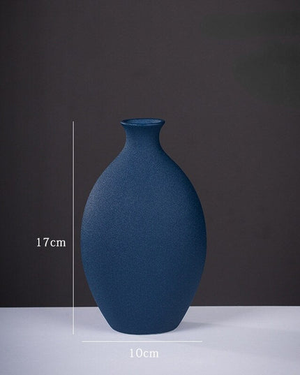 Wazon ceramiczny w granatowym kolorze