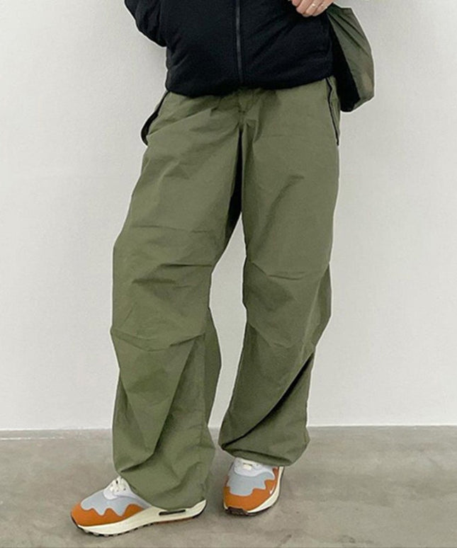 Damskie spodnie cargo z niskim stanem