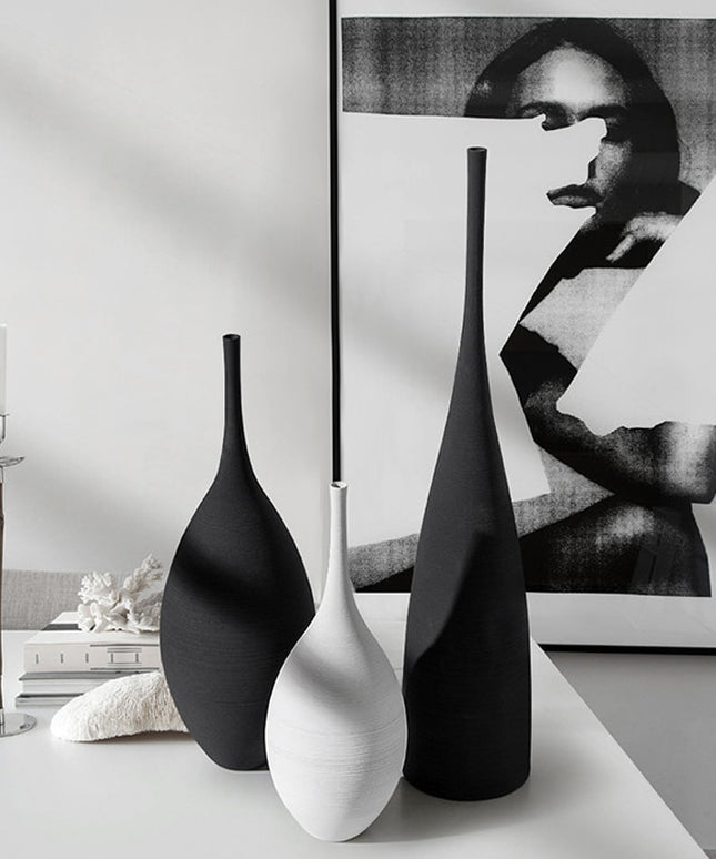 Wazon ceramiczny minimalistyczny ze zwężoną górą