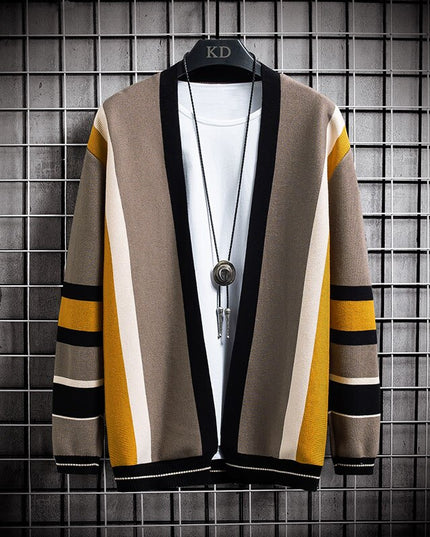 Męski sweter typu kardigan w ozdobne pasy