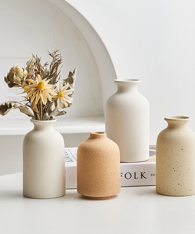 Wazon dekoracyjny prosty w jasnych kolorach