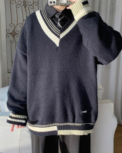 Męski sweter z dekoltem w serek o kroju oversize