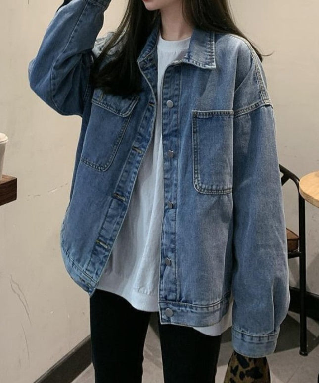 Damska kurtka jeansowa klasyczna oversize