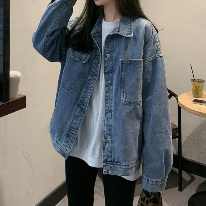 Damska kurtka jeansowa klasyczna oversize