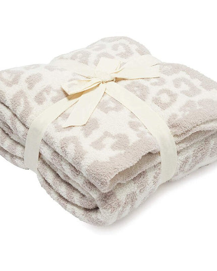 Koc ze zwierzęcym wzorem