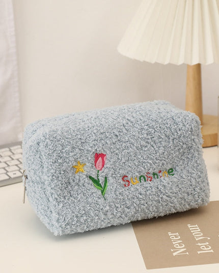 Kosmetyczka pluszowa z napisem i nadrukiem