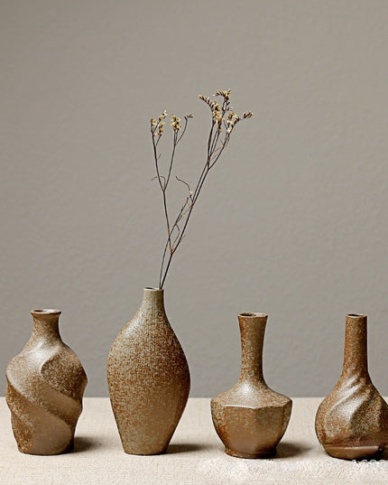 Wazon dekoracyjny elegancki w ciemnych kolorach