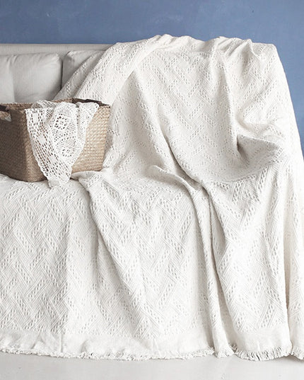 Koc narzuta na łóżko z frędzlami