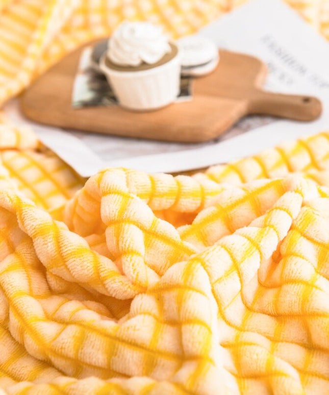 Pled z tłoczeniem w kratkę