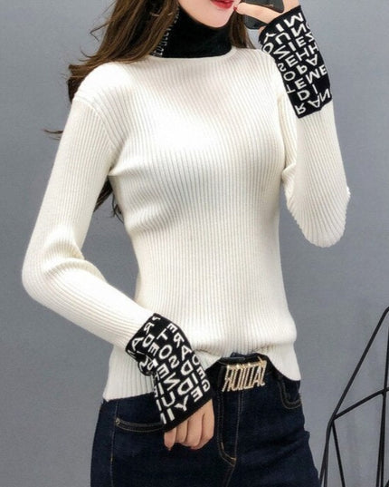 Damski sweter prążkowany z golfem i napisami