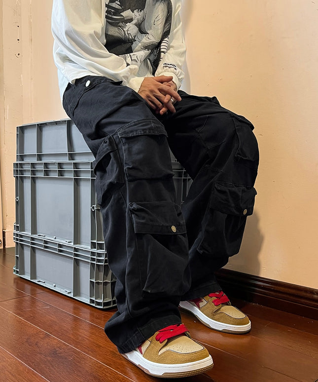 Męskie spodnie bojówki z szerokimi nogawkami