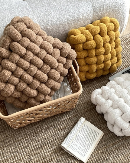 Poduszka dekoracyjna pluszowa węzeł