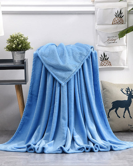 Koc zimowy ciepły z polaru w jednolitych kolorach