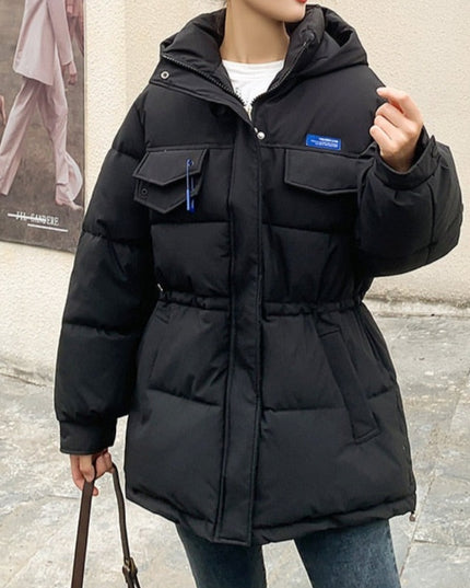 Damska kurtka zimowa taliowana z kapturem