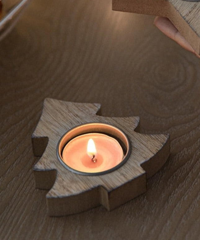 Świąteczny świecznik drewniany na t-lighty w kształcie choinki