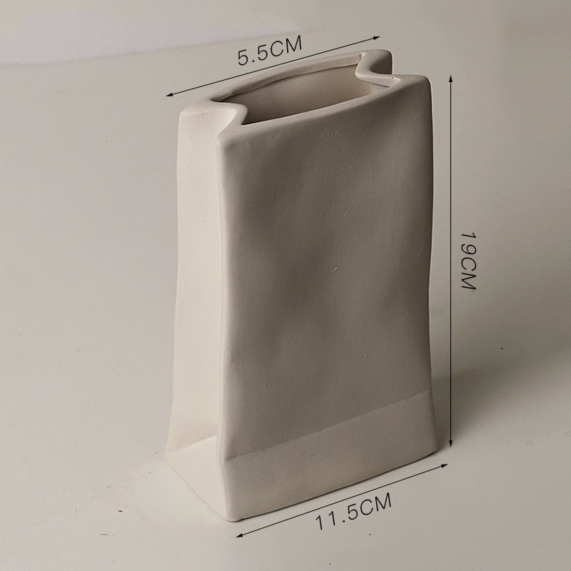 Wazon ceramiczny minimalistyczny w jasnych kolorach