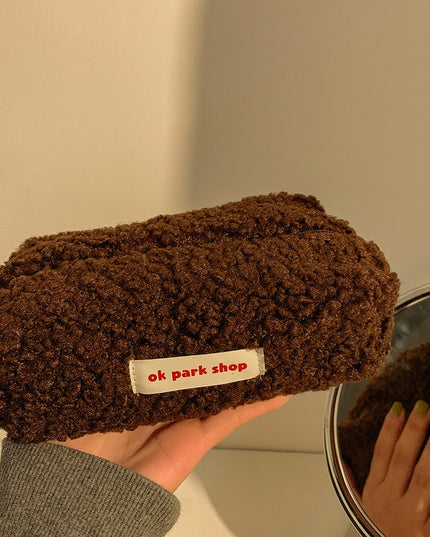 Kosmetyczka pluszowa z miękkiego materiału z nadrukiem