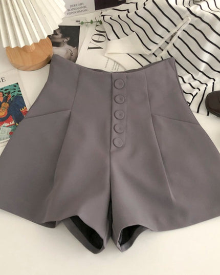 Damskie szorty eleganckie z ozdobnymi guzikami