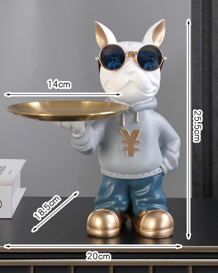 Figurka funkcjonalna ze złotymi dodatkami