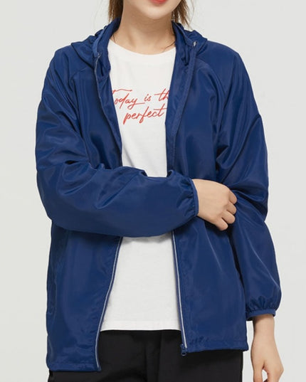 Damska kurtka przejściowa przeciwdeszczowa cienka z kapturem