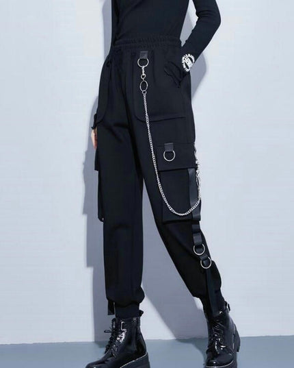 Damskie spodnie cargo z łancuszkiem