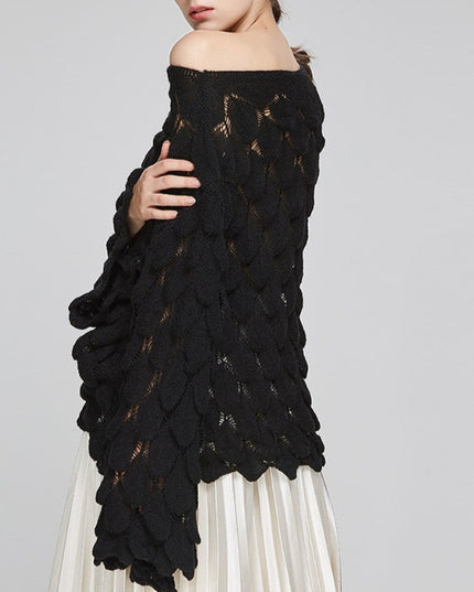 Damski sweter dziergany na jedno ramię