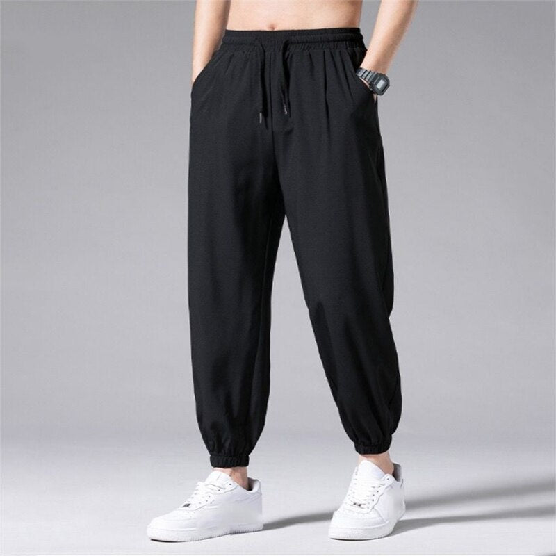 Męskie spodnie treningowe joggery z wodoodpornej tkaniny