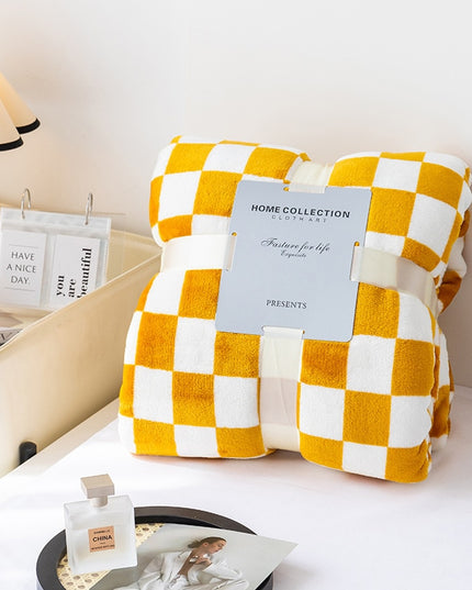 Miękki koc ozdobny w kratkę