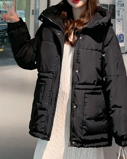 Damska kurtka zimowa taliowana z kapturem