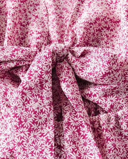 Damski kombinezon w stokrotki z szerokimi rękawami