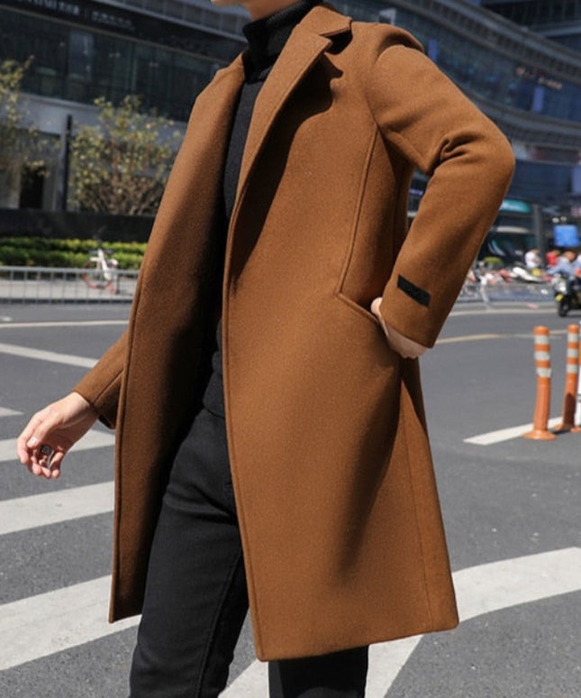 Męski elegancki płaszcz z kieszeniami