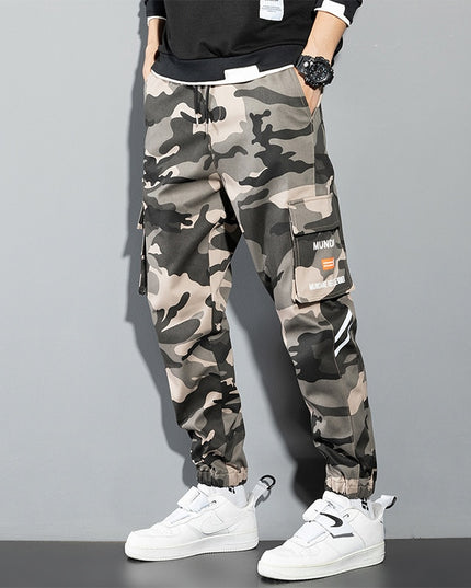 Męskie spodnie bojówki we wzór moro