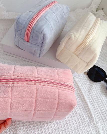 Kosmetyczka pluszowa organizator na przybory do makijażu