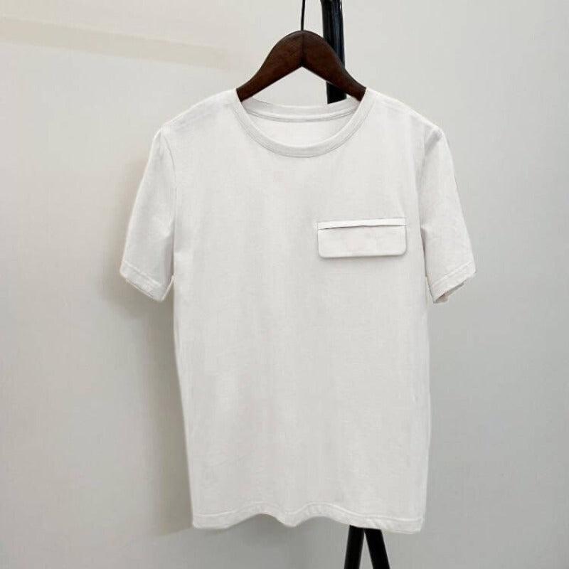 Damski T-shirt oversize klasyczny z klapką