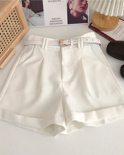 Damskie szorty eleganckie z podwijanymi nogawkami i paskiem
