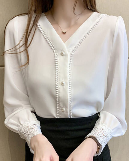 Damska koszula z ażurowymi rękawami