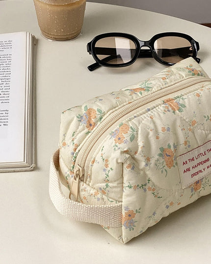 Kosmetyczka bawełniana z uchwytem w kwiaty