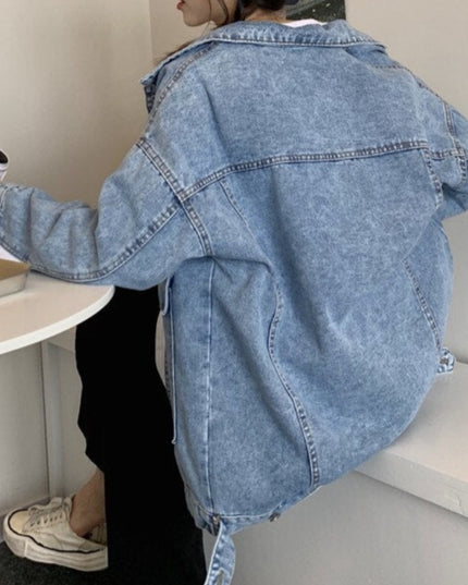 Damska kurtka jeansowa klasyczna o kroju oversize