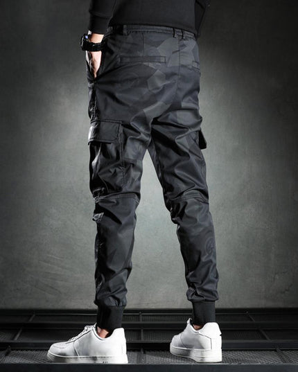 Męskie spodnie cargo we wzór moro ze ściągaczmi
