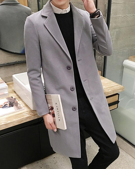 Męski klasyczny płaszcz trzyrzędowy