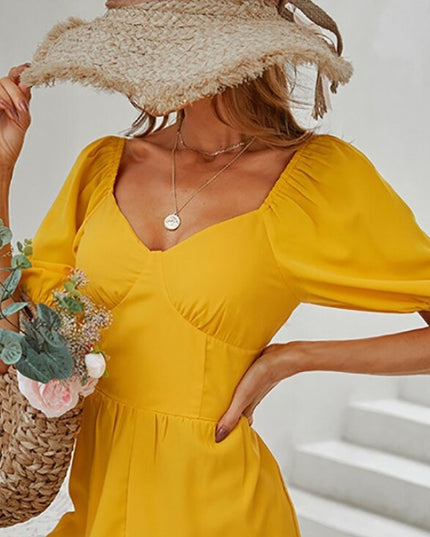 Damski kombinezon z bufiastymi rękawami