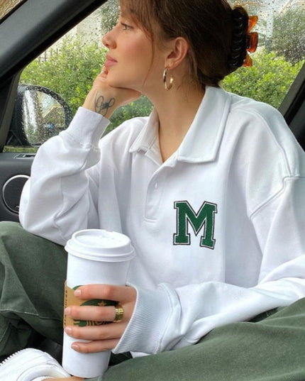 Damska bluza oversize z kołnierzykiem w amerykańskim stylu