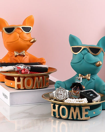 Figurka funkcjonalna buldog francuski ze złotą tacą