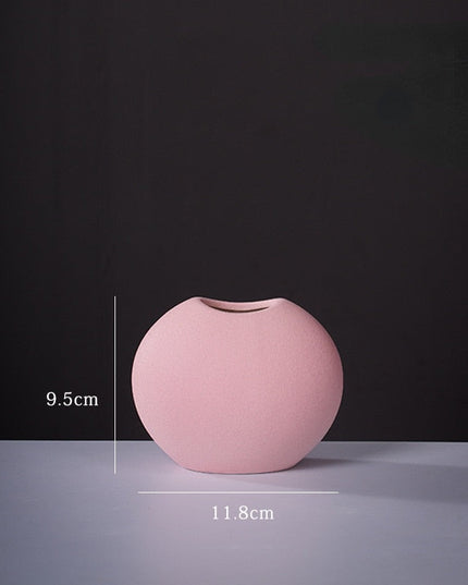 Wazon ceramiczny w różowym kolorze