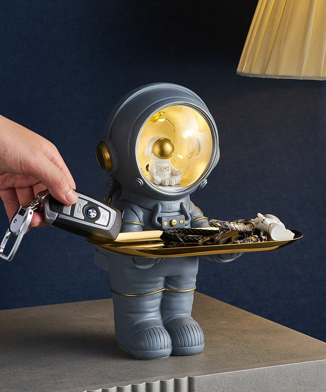 Figurka funkcjonalna astronauta z tacą
