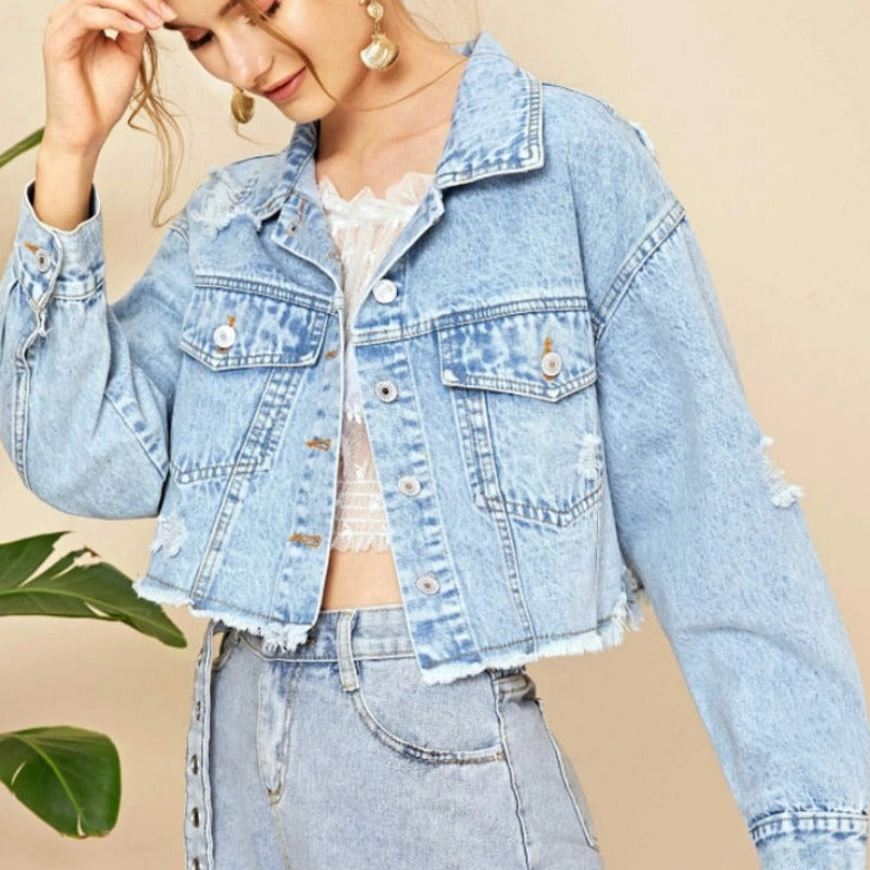 Damska kurtka jeansowa oversize z przetarciami
