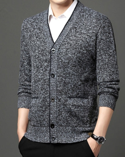 Męski sweter typu kardigan z melanżowej tkaniny zapinany na guziki