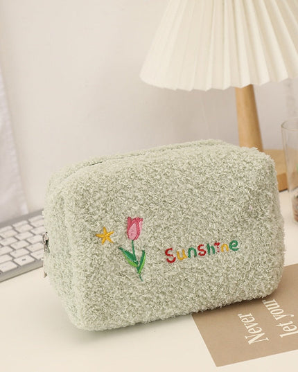 Kosmetyczka pluszowa z napisem i nadrukiem